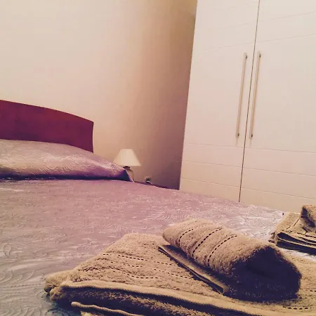 Comfortable & Modern Apartment! Great For An Island Getaway * Hvar Town